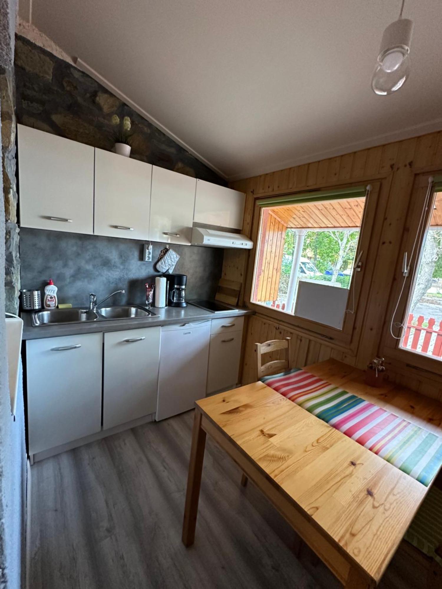 Bük Andrea Apartman מראה חיצוני תמונה